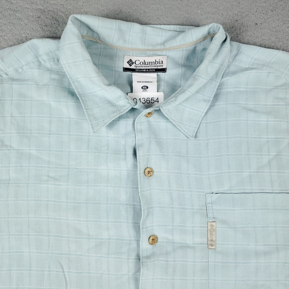 Columbia Shirt Mens Size 2XL Blue Plaid Casual Button Up Short Sleeve